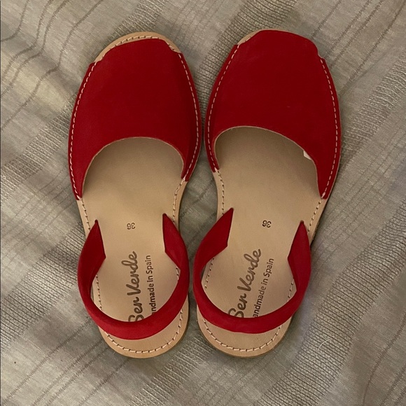 Ser Verde Vibrant Red Espadrilles - Picture 1 of 5